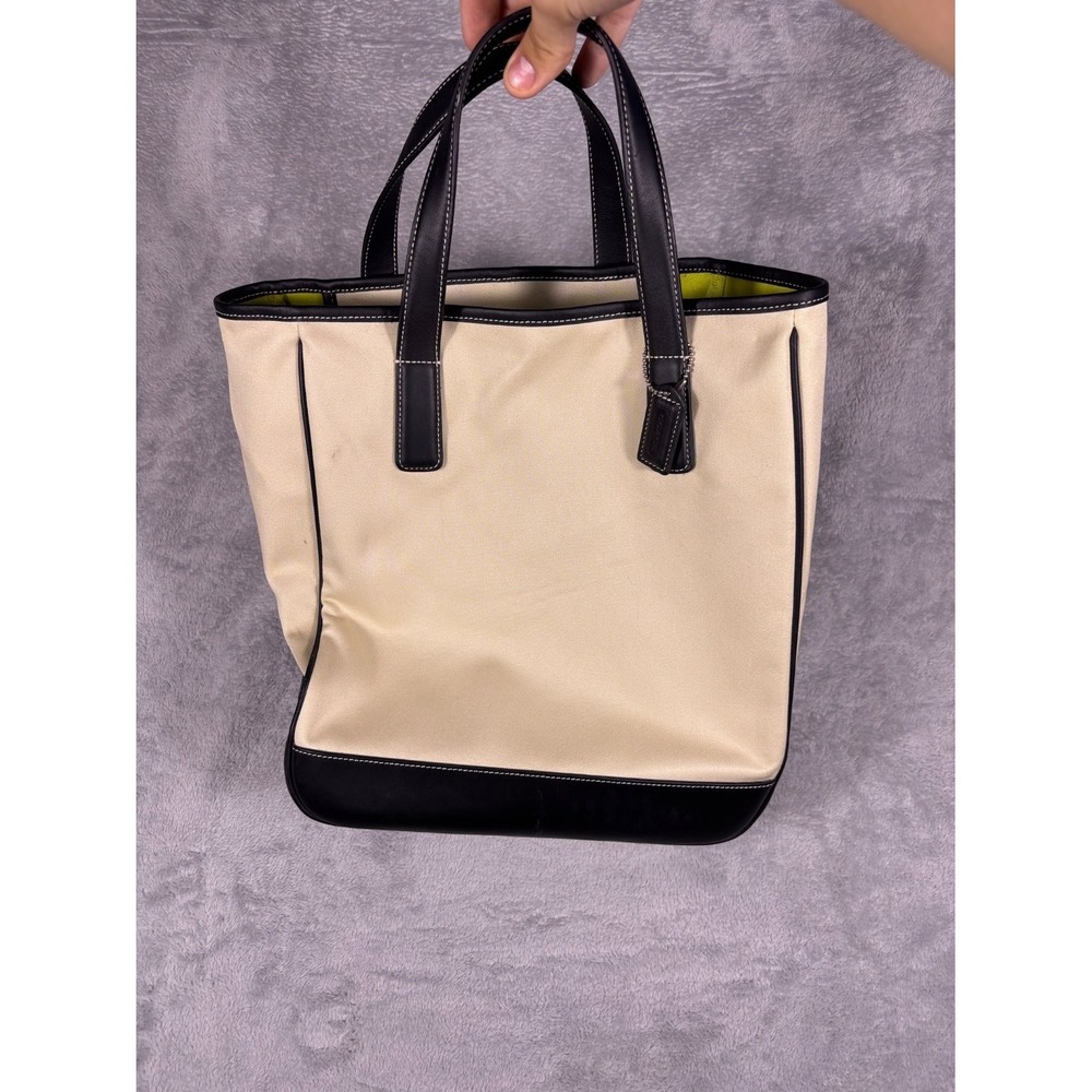 Coach 7707 Womens 2000s Tote White Contrast Stitching bag